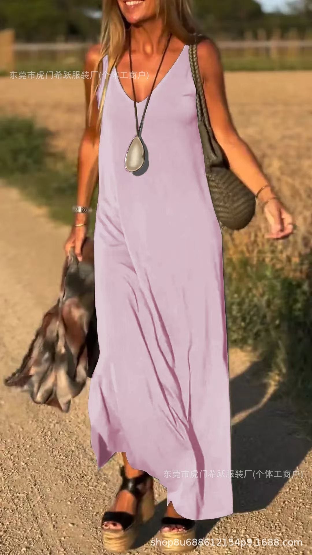 Robe à bretelles sexy et tendance à col en V pour femme